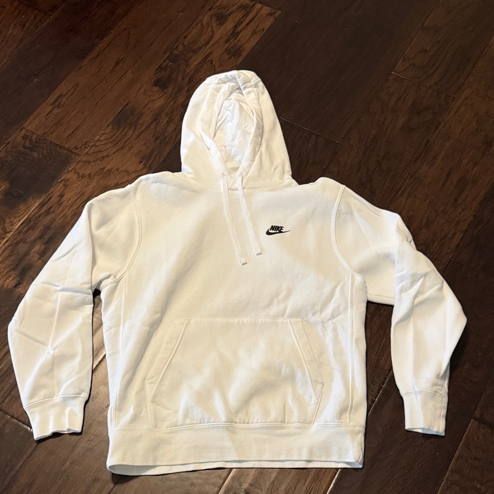 Nike Men's White Pullover Hoodie